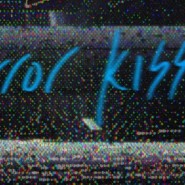 mirrorkisses