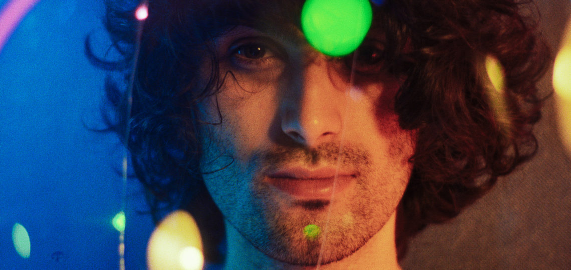 Beau Diako - Animal - Sodwee.com