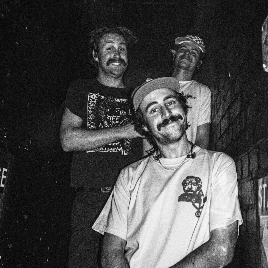The Grogans - Social Cue - Sodwee.com