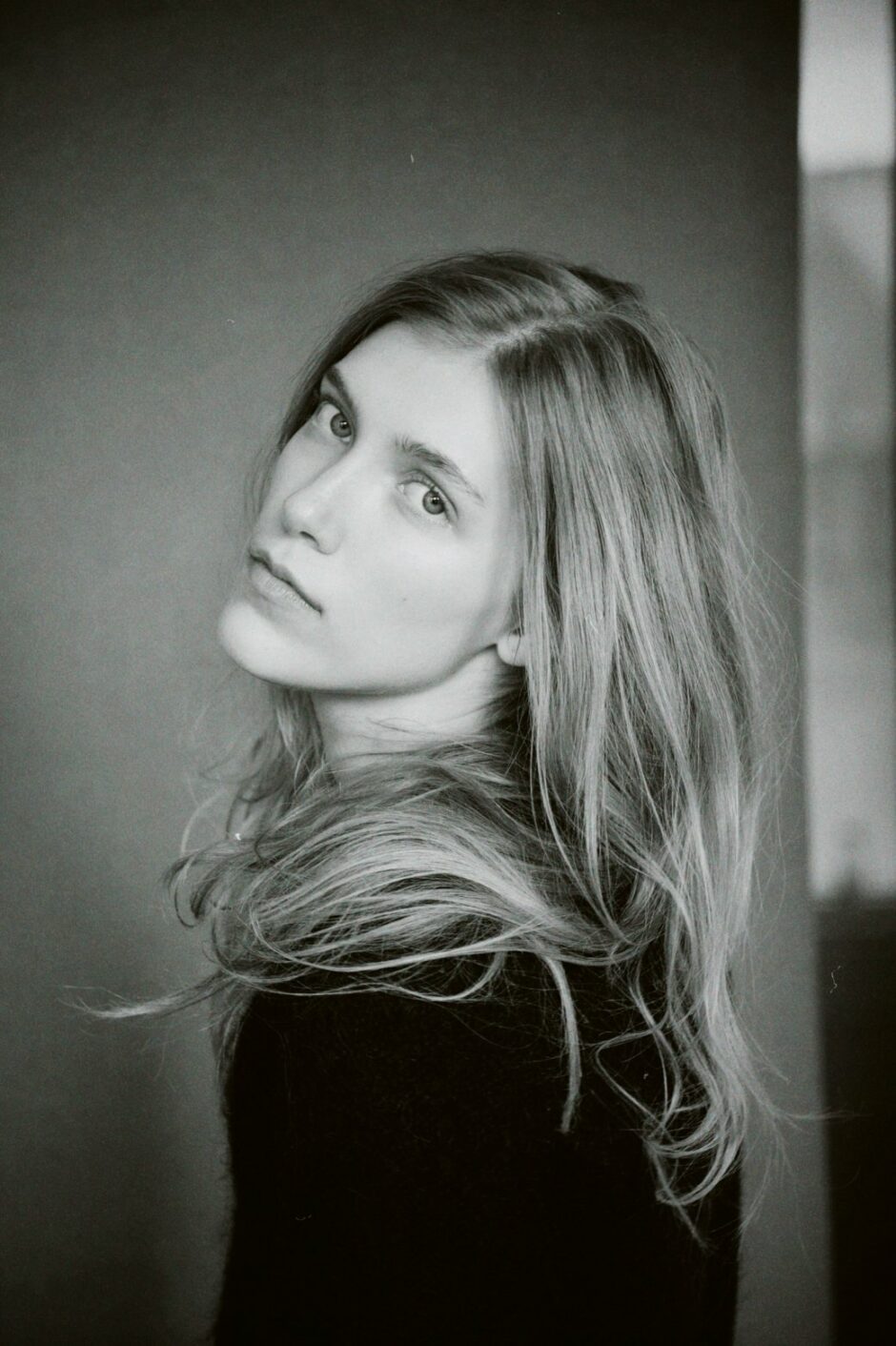Alma Owren - Under The Surface EP - Sodwee.com