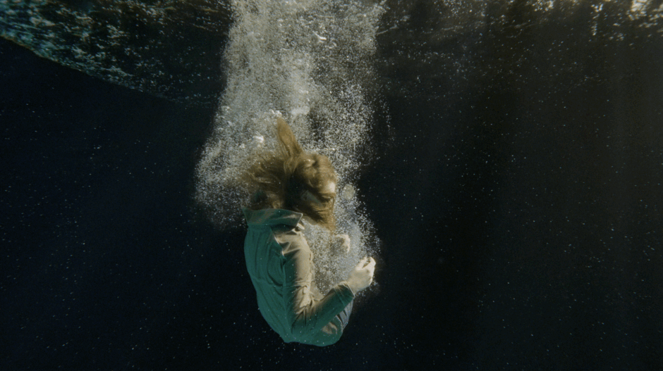 Alma Owren - Under The Surface EP - Sodwee.com
