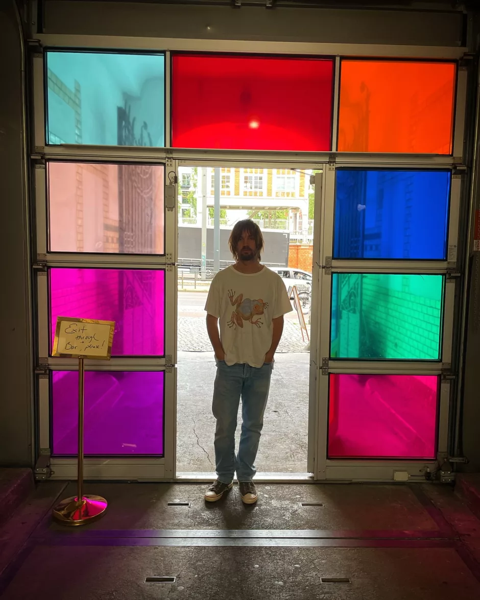 Tame Impala - Deadbeat - Sodwee.com