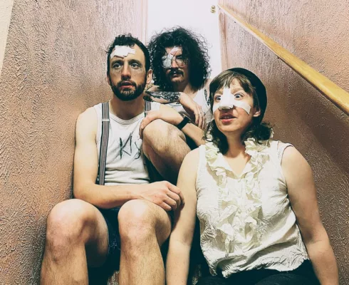 Minot - People Pleaser - Sodwee.com
