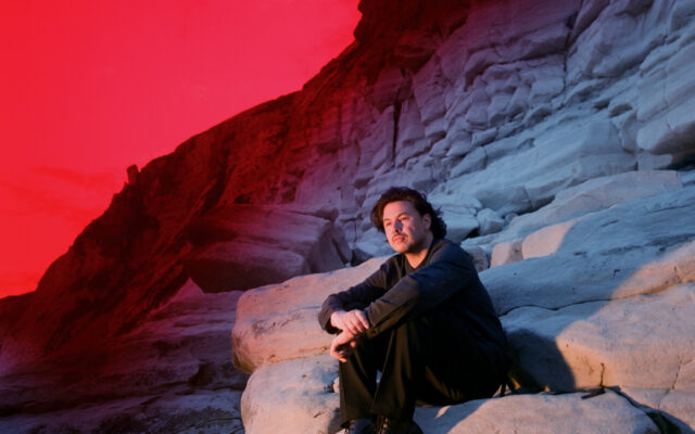 Jamie Woon - 3, 10, WHY, WHEN - Photo by Fabrice Bourgelle - Sodwee.com