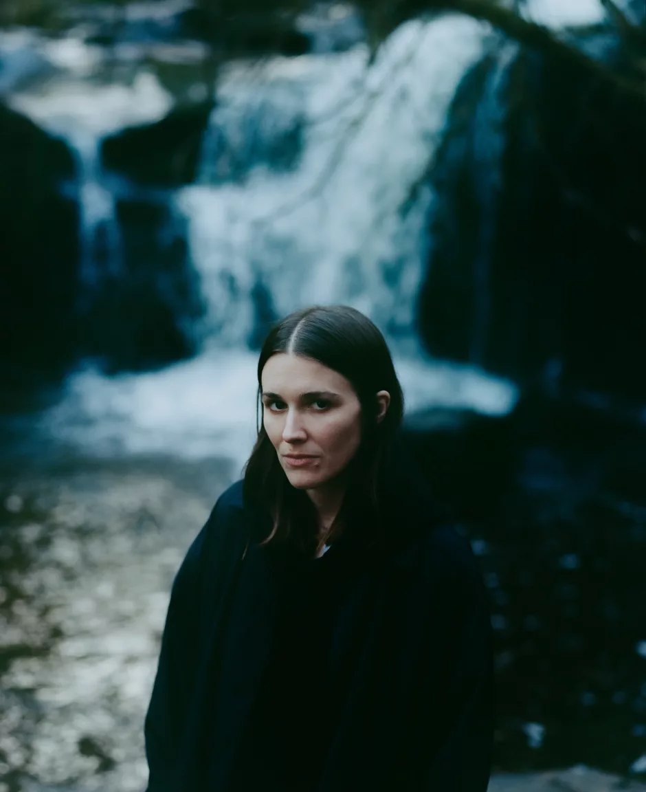 Art School Girlfriend - Lean In - Sodwee.com