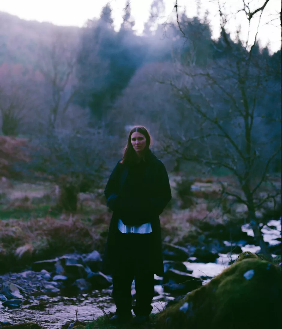 Art School Girlfriend - Lean In - Sodwee.com