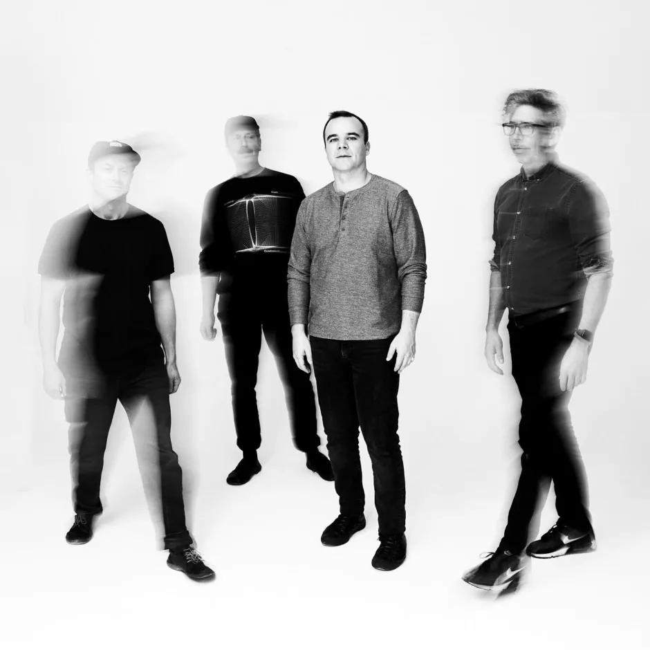Future Islands - From A Hole in The Floor - Sodwee.com