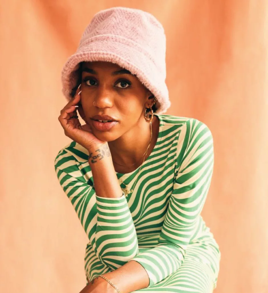 Yaya Bey - Fidelity - Sodwee.com