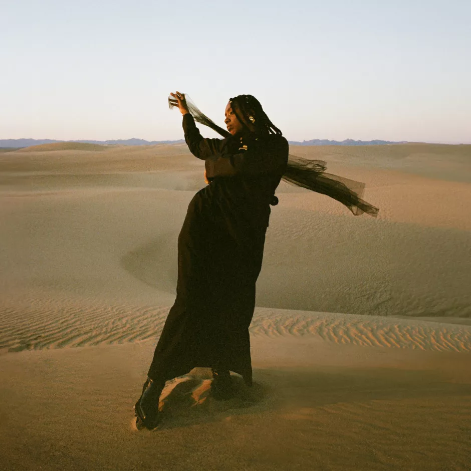 Dua Saleh - Of Earth & Wires - Sodwee.com
